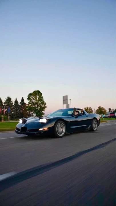 2000 Chevrolet Corvette C5 - Image 1 of 19