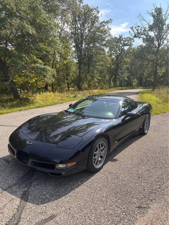 2000 Chevrolet Corvette C5 - Image 2 of 19