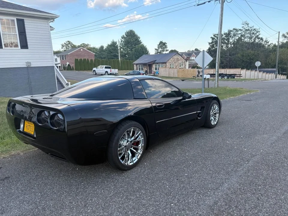 2000 Chevrolet Corvette C5 - Image 2 of 9