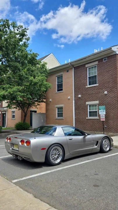 2000 Chevrolet Corvette C5 - Image 2 of 16