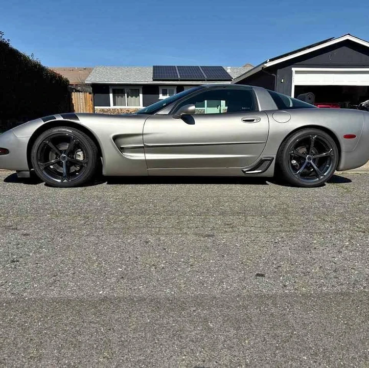 2000 Chevrolet Corvette C5 - Image 1 of 16
