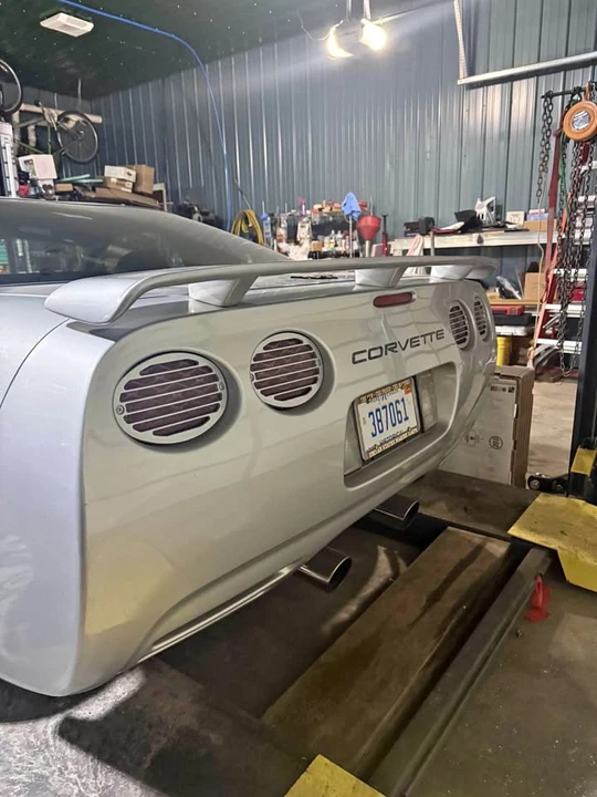 2000 Chevrolet Corvette C5 - Image 1 of 4