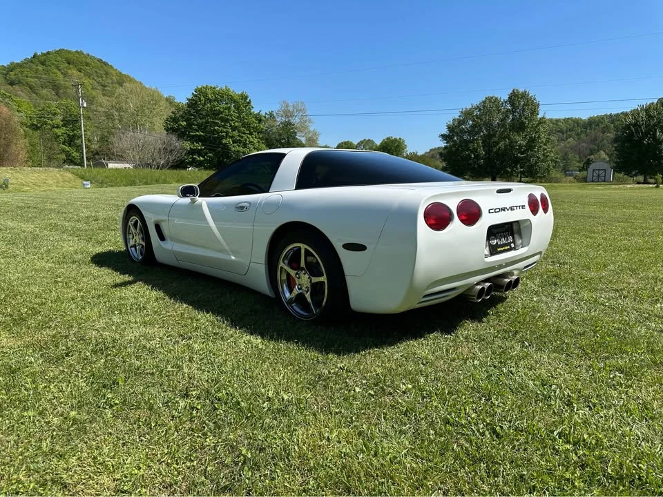 2000 Chevrolet Corvette C5 - Image 2 of 6
