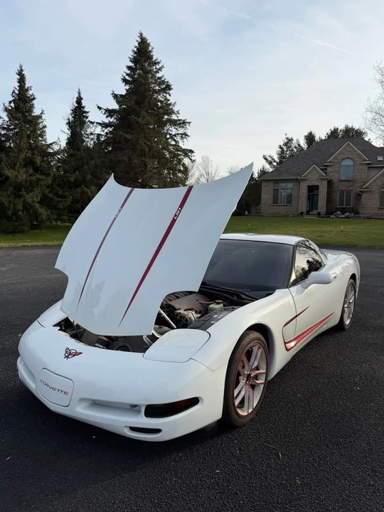 2000 Chevrolet Corvette C5 - Image 2 of 14