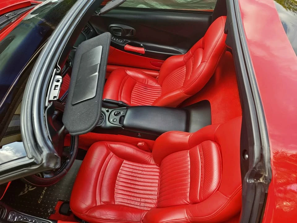 2000 Chevrolet Corvette C5 - Image 4 of 15