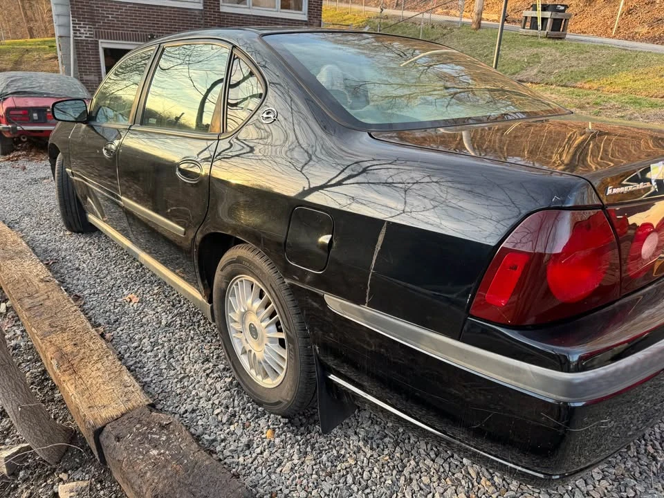 2000 Chevrolet Impala 8th Gen - Image 2 of 7