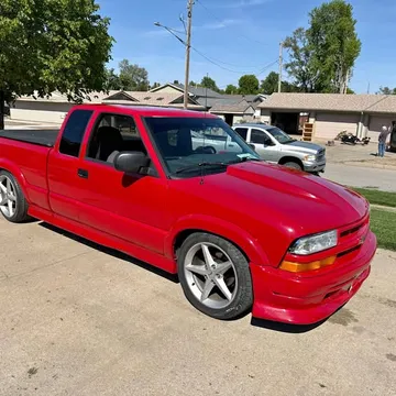 2000 Chevrolet S10 Extreme