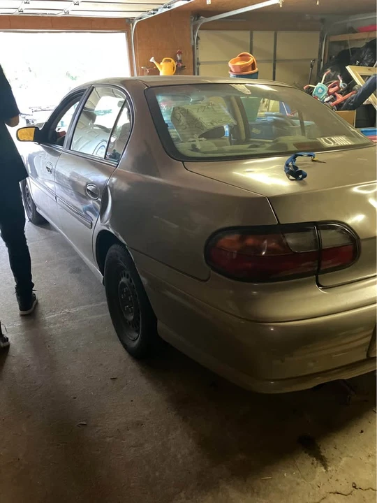 2000 Chevrolet Malibu - Image 3 of 12