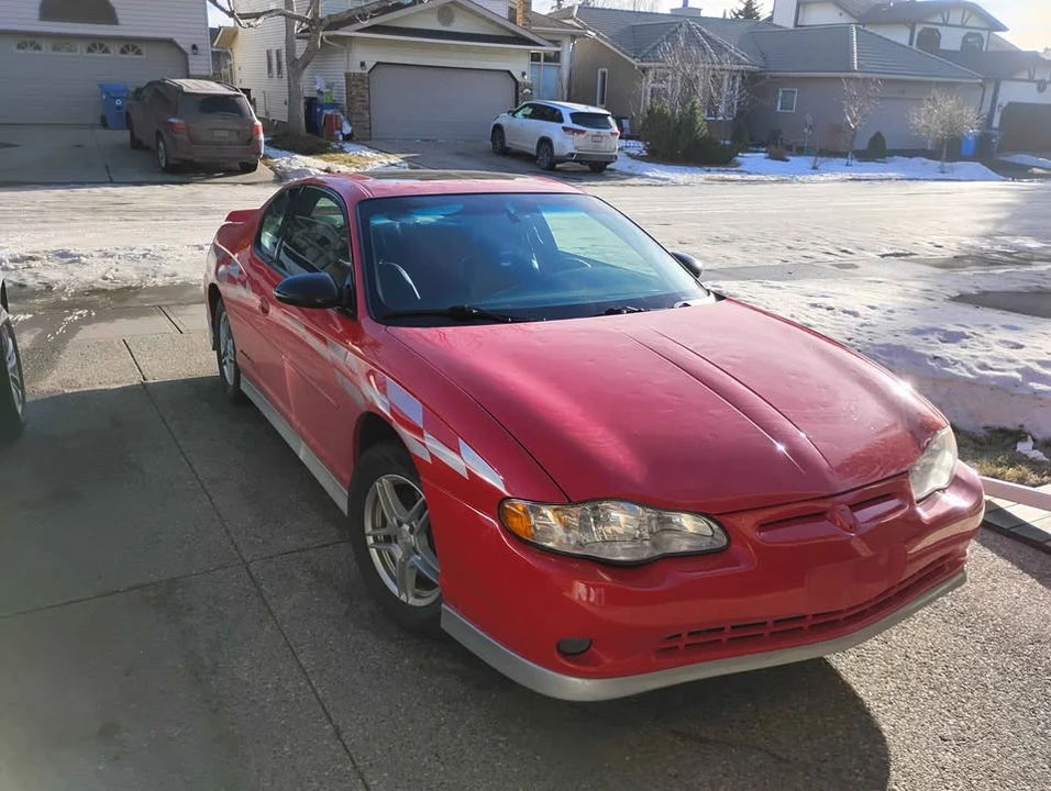 2000 Chevrolet Monte Carlo 6th Gen - Image 2 of 8