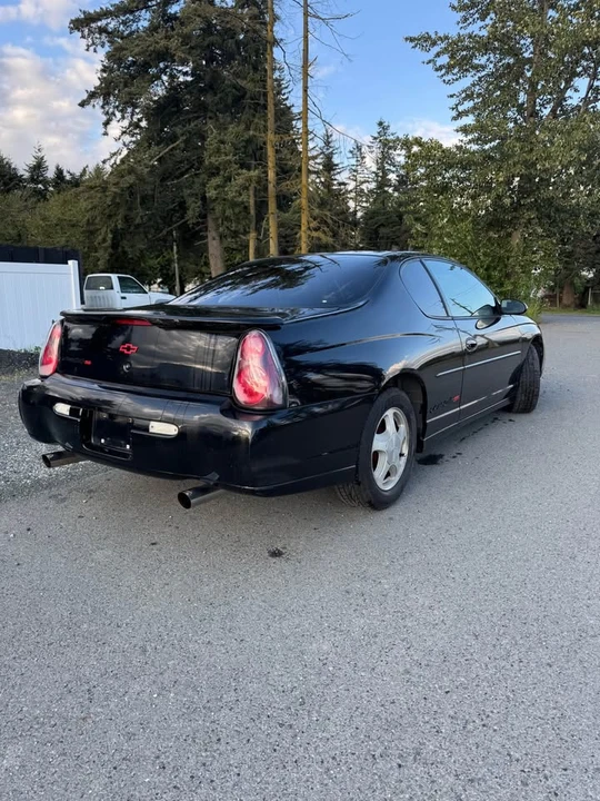 2000 Chevrolet Monte Carlo 6th Gen - Image 2 of 4