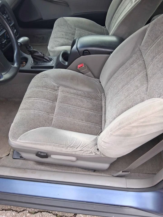 2000 Chevrolet Monte Carlo 6th Gen - Image 8 of 14