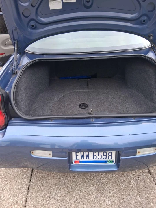 2000 Chevrolet Monte Carlo 6th Gen - Image 5 of 14