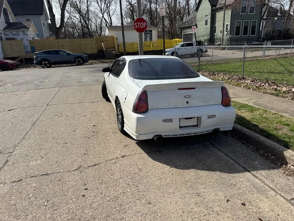 2000 Chevrolet Monte Carlo 6th Gen - Image 2 of 11