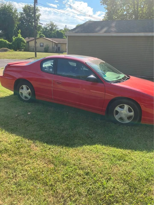 2000 Chevrolet Monte Carlo 6th Gen - Image 2 of 3