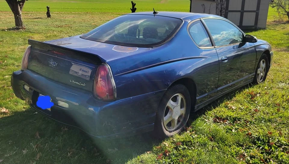 2000 Chevrolet Monte Carlo 6th Gen - Image 13 of 17