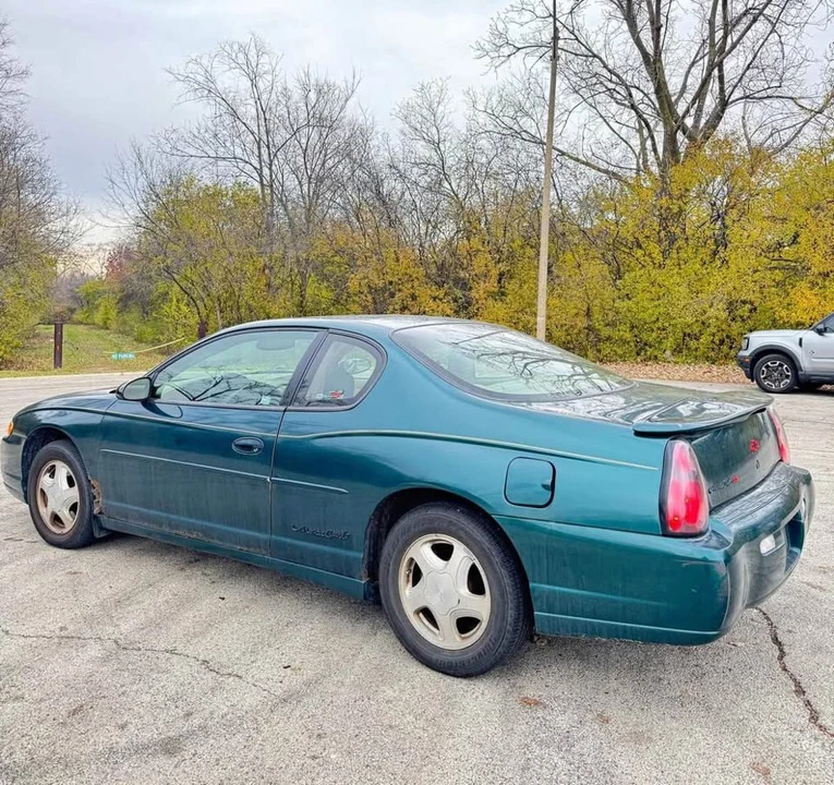 2000 Chevrolet Monte Carlo 6th Gen - Image 6 of 9