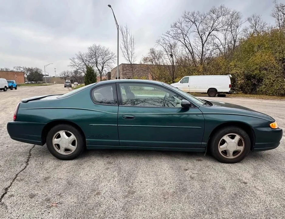 2000 Chevrolet Monte Carlo 6th Gen - Image 4 of 9