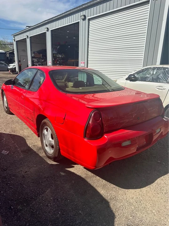 2000 Chevrolet Monte Carlo 6th Gen - Image 3 of 10