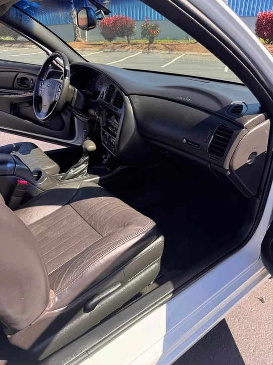 2000 Chevrolet Monte Carlo 6th Gen - Image 10 of 11