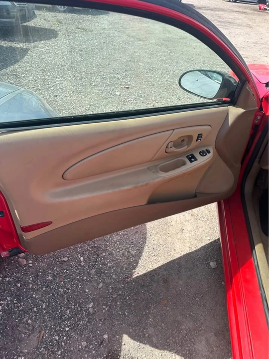 2000 Chevrolet Monte Carlo 6th Gen - Image 10 of 10