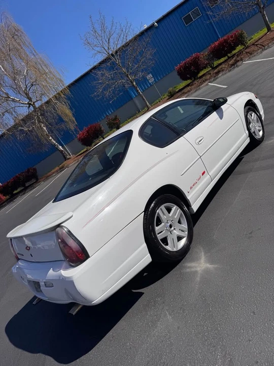 2000 Chevrolet Monte Carlo 6th Gen - Image 5 of 11