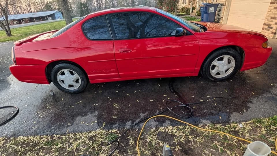 2000 Chevrolet Monte Carlo 6th Gen - Image 2 of 10