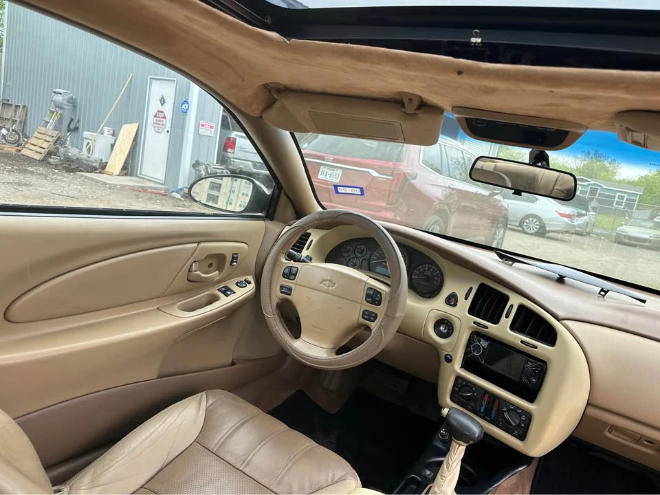 2000 Chevrolet Monte Carlo 6th Gen - Image 9 of 11