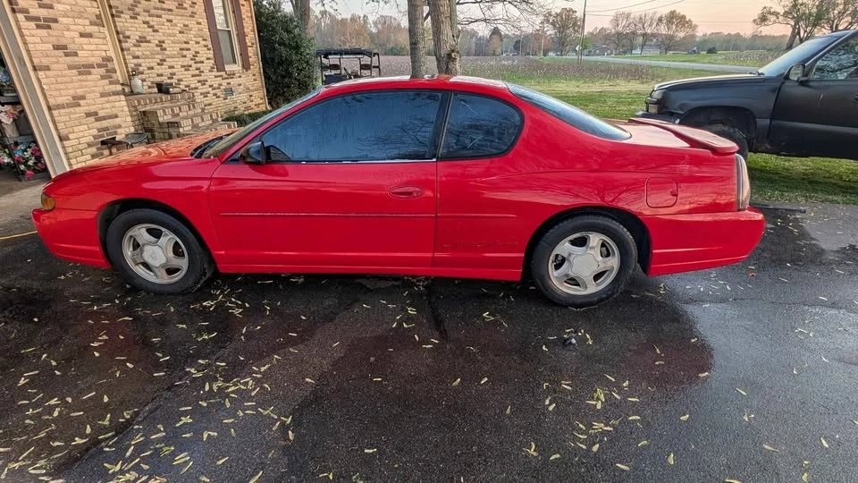 2000 Chevrolet Monte Carlo 6th Gen - Image 4 of 10