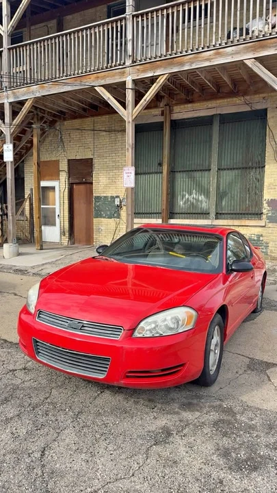 2000 Chevrolet Monte Carlo 6th Gen - Image 2 of 12