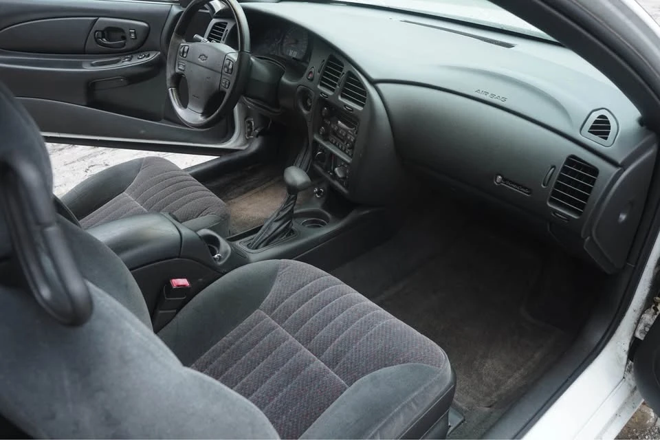 2000 Chevrolet Monte Carlo 6th Gen - Image 8 of 20