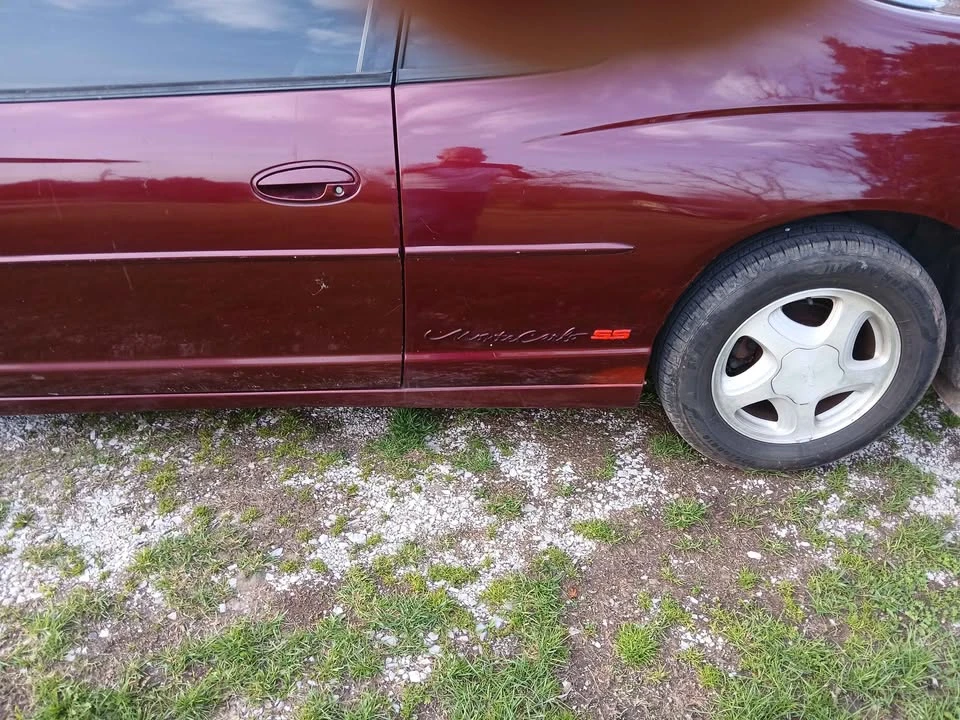 2000 Chevrolet Monte Carlo 6th Gen - Image 2 of 5