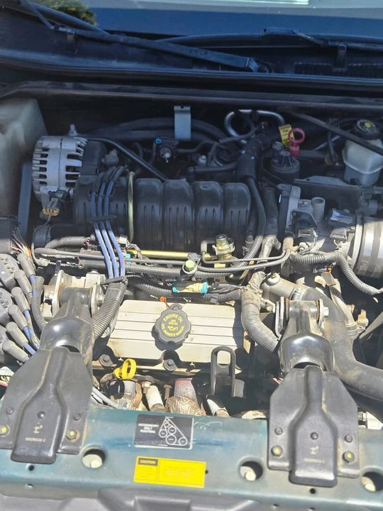 2000 Chevrolet Monte Carlo 6th Gen - Image 9 of 19