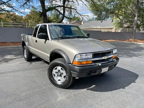 2000 Chevrolet S-10