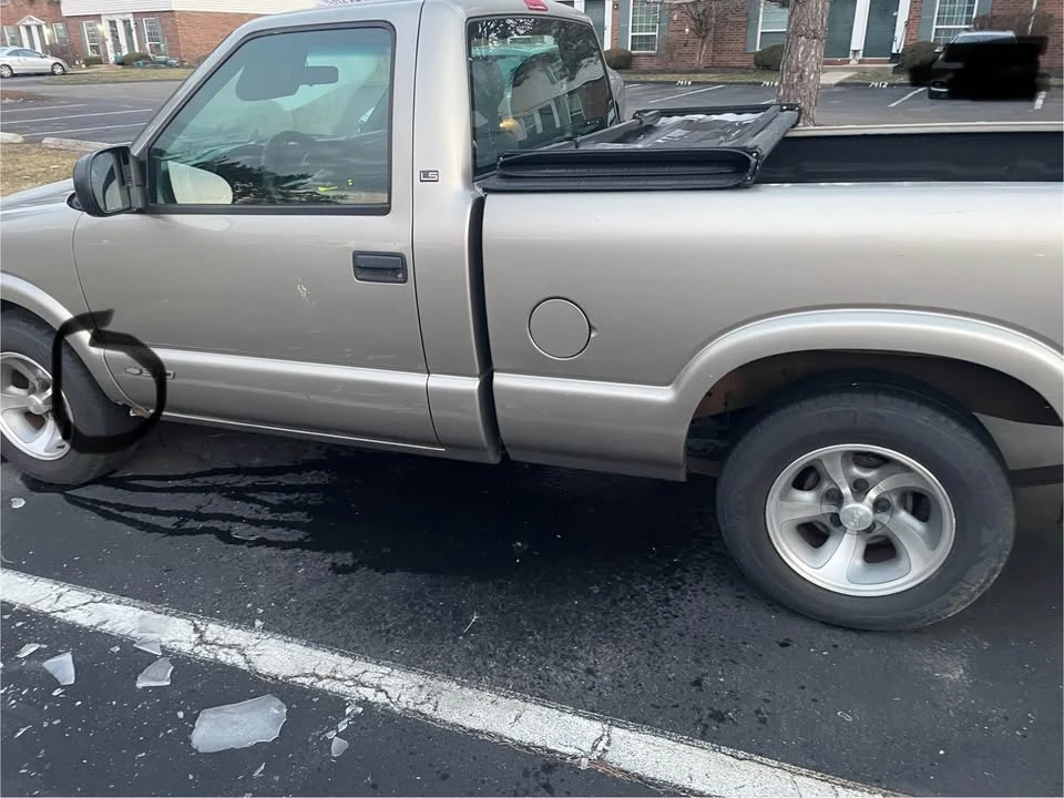 2000 Chevrolet S-10 - Image 9 of 11