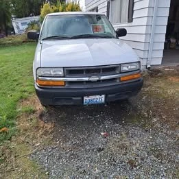 2000 Chevrolet S-10 Blazer 2nd Gen - Image 2 of 6