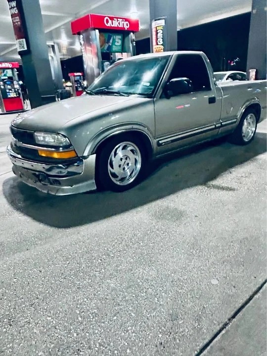 2000 Chevrolet S-10 - Image 7 of 7