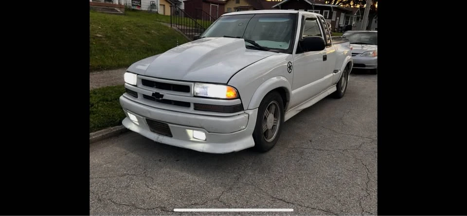 2000 Chevrolet S-10 - Image 6 of 13
