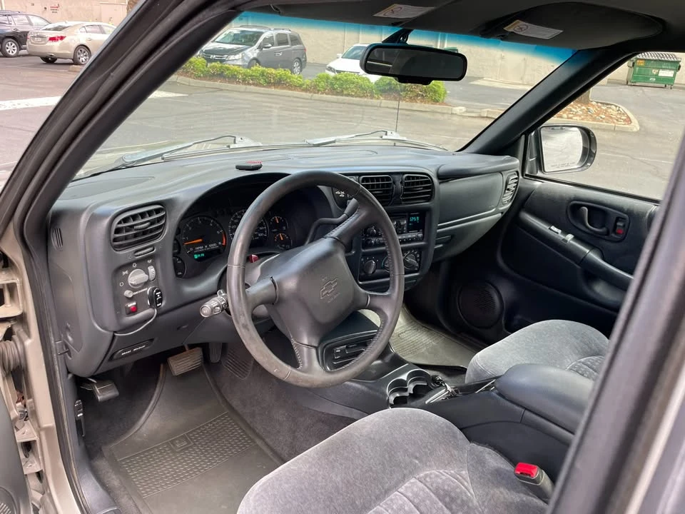 2000 Chevrolet S-10 Blazer 2nd Gen - Image 13 of 20