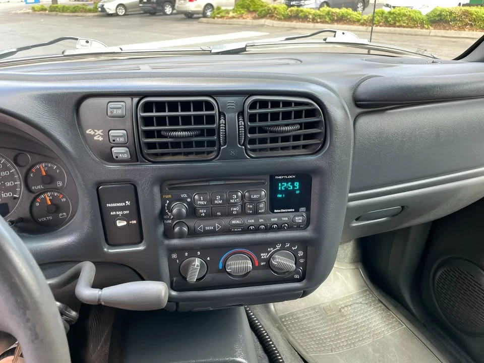 2000 Chevrolet S-10 Blazer 2nd Gen - Image 20 of 20