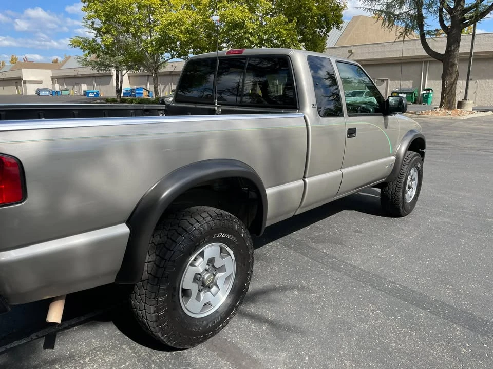 2000 Chevrolet S-10 Blazer 2nd Gen - Image 7 of 20