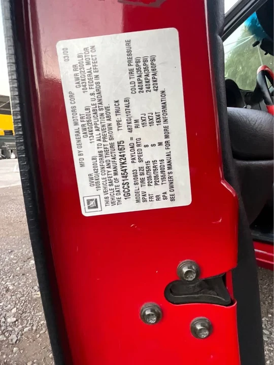 2000 Chevrolet S-10 - Image 14 of 20