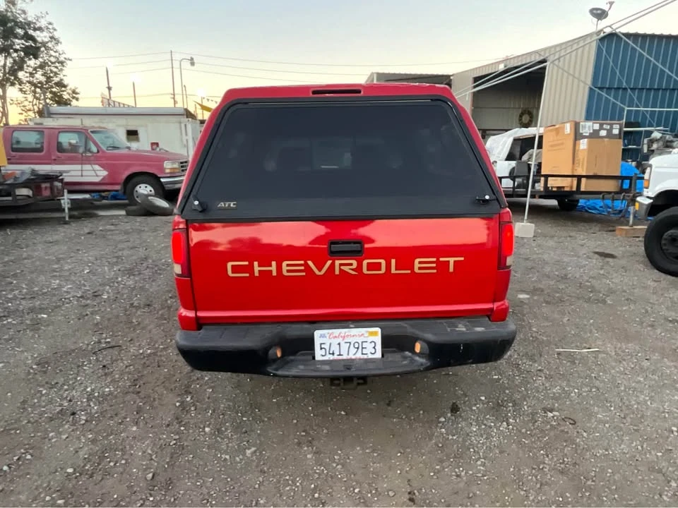 2000 Chevrolet S-10 - Image 5 of 20