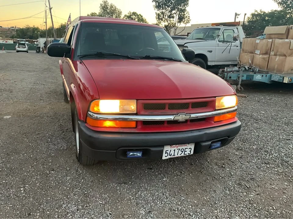 2000 Chevrolet S-10 - Image 4 of 20