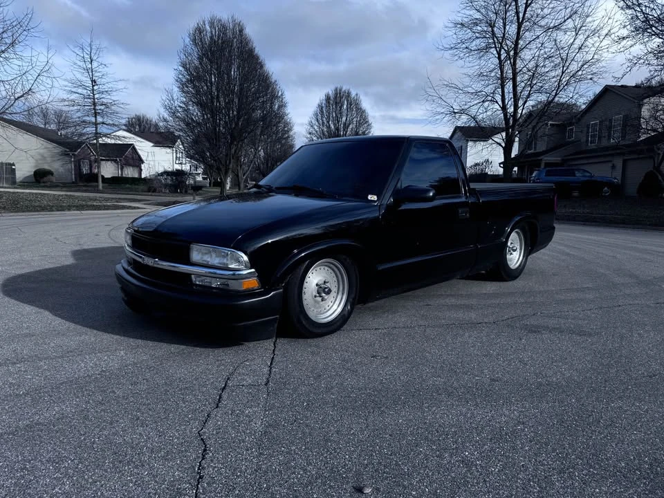 2000 Chevrolet S-10 - Image 3 of 11