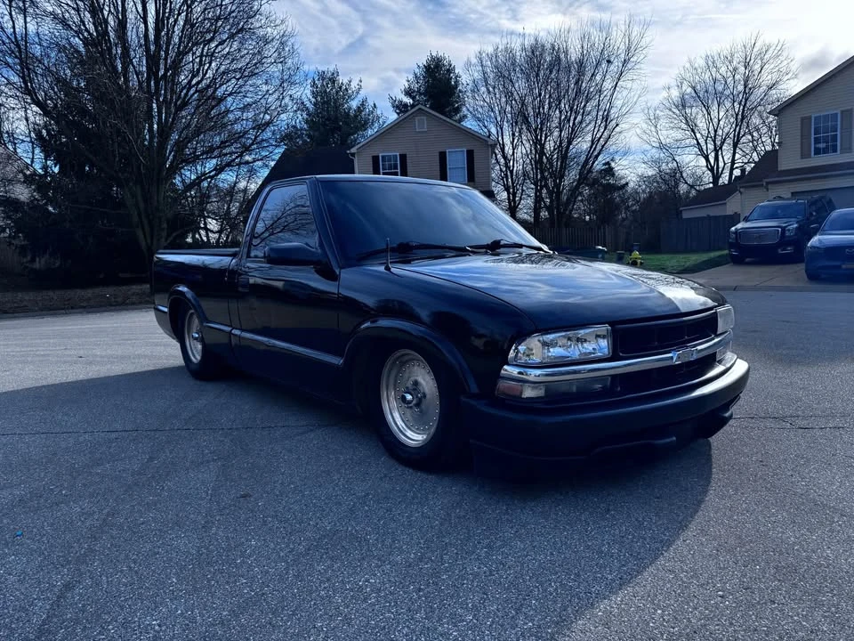 2000 Chevrolet S-10 - Image 4 of 11