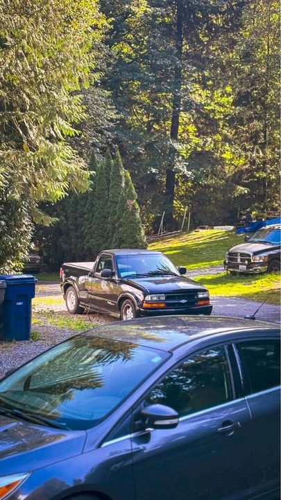 2000 Chevrolet S-10 - Image 6 of 10