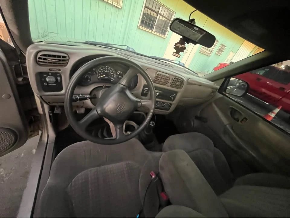 2000 Chevrolet S-10 - Image 9 of 11