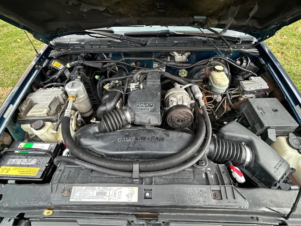 2000 Chevrolet S-10 - Image 7 of 10
