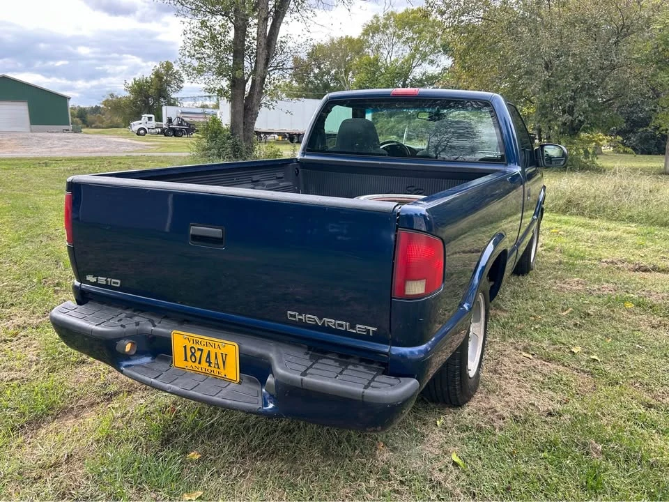 2000 Chevrolet S-10 - Image 4 of 10