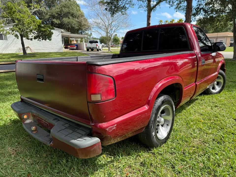 2000 Chevrolet S-10 - Image 12 of 18